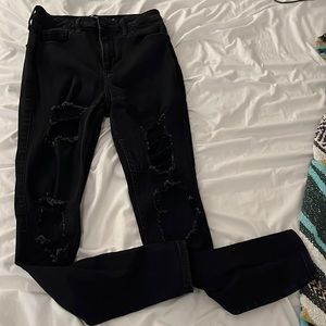 hollister black ripped jeans